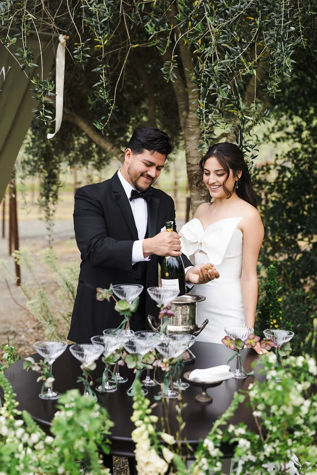 Vineyard Wedding Ceremony Under Oak Tree – Napa Valley | L’Relyea Events