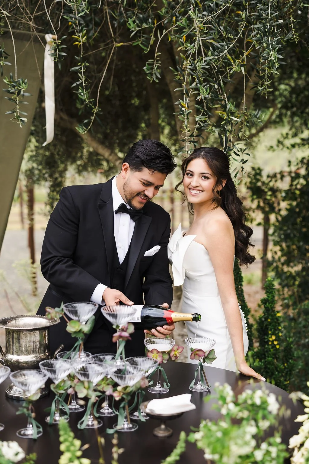 Modern Romantic Vineyard Ranch Wedding – Napa Valley | L’Relyea Events