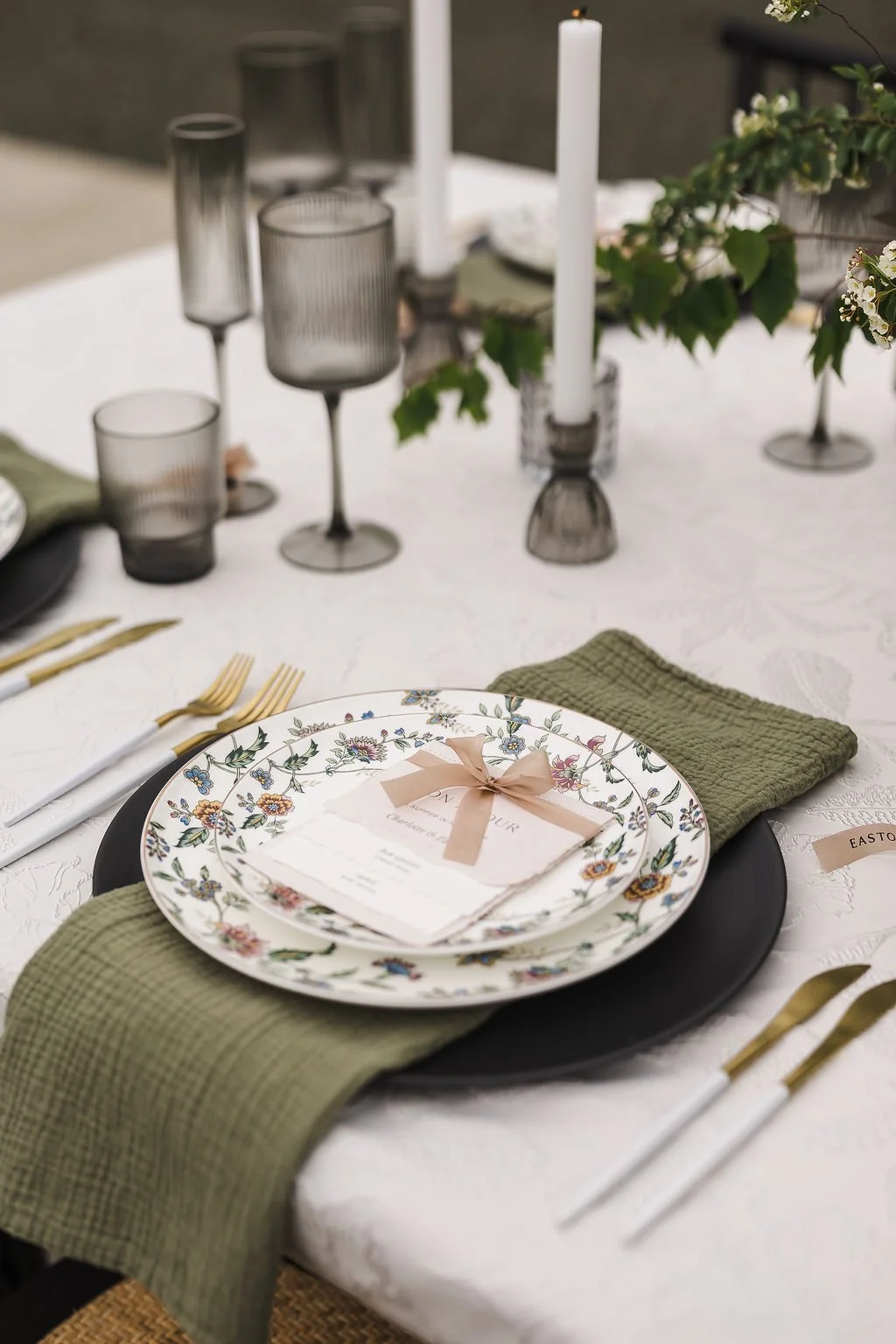 Vineyard Ranch Wedding Outdoor Dinner design– Napa Valley | L’Relyea Events