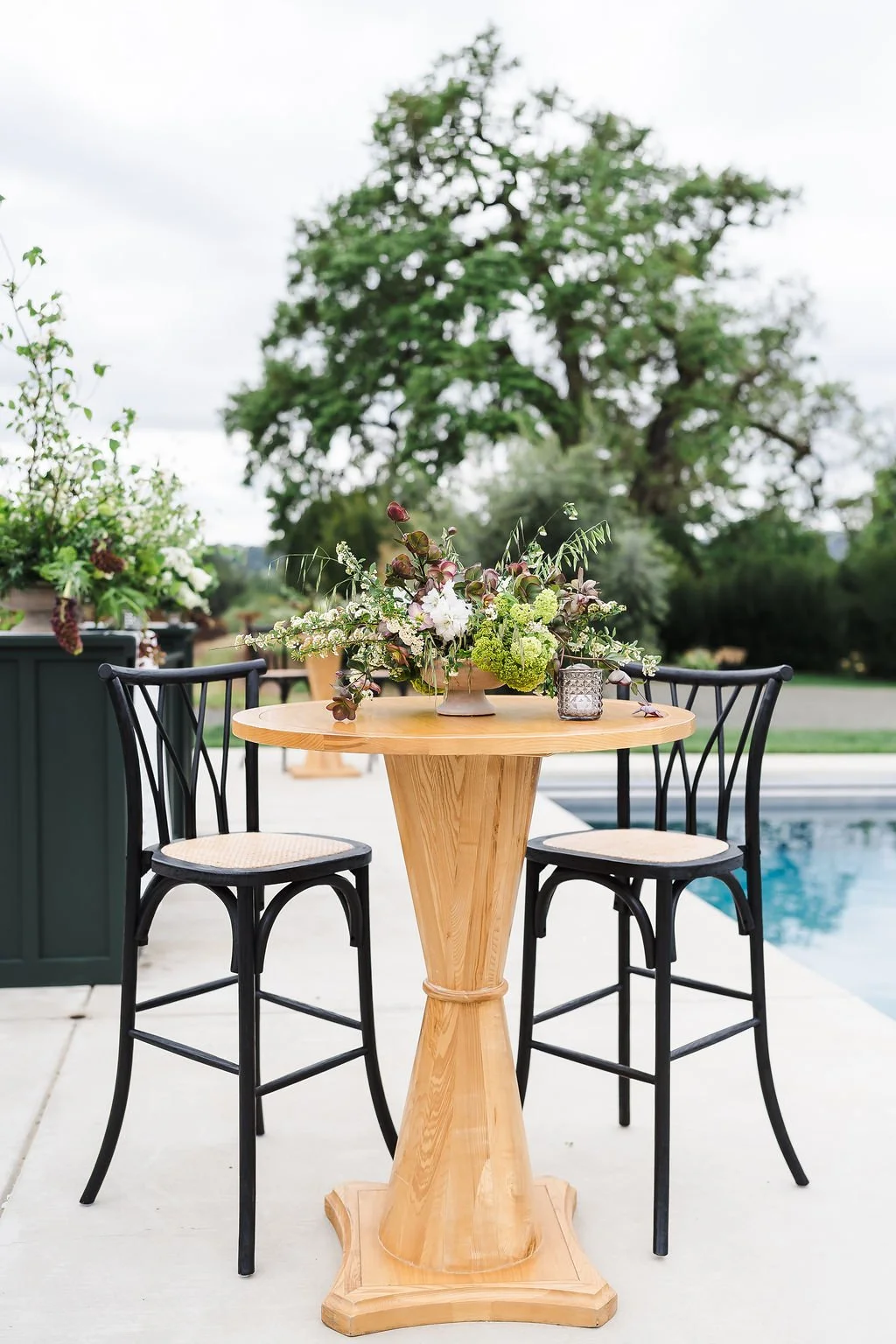 Vineyard Ranch Wedding Outdoor cocktail hour – Napa Valley | L’Relyea Events