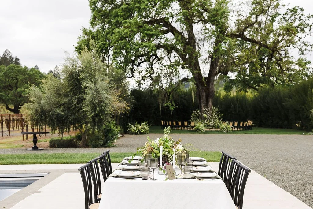 Elegant Outdoor Reception Tablescape – Wine Country Wedding | L’Relyea Events