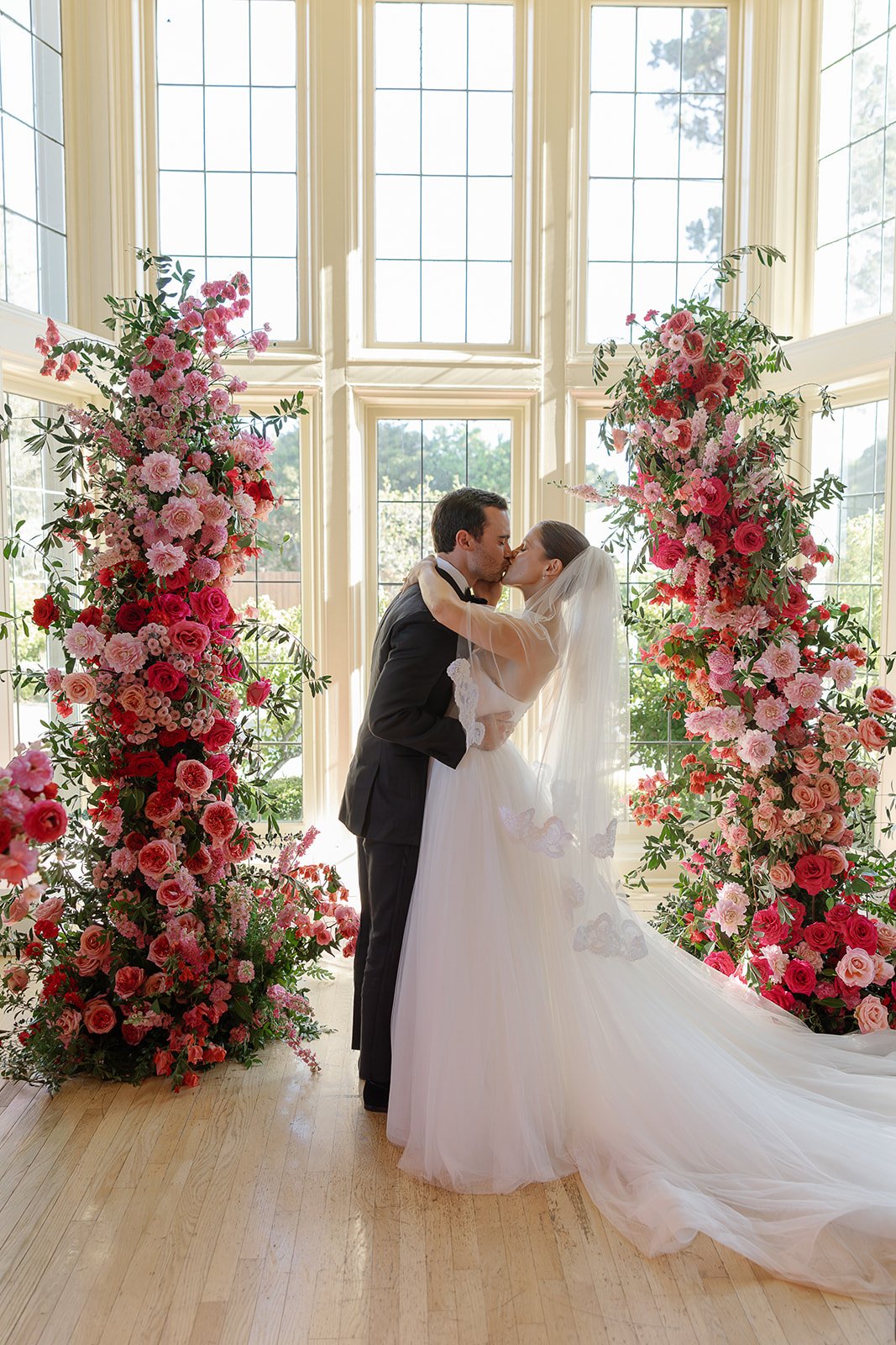 Pink and red ceremony | Kohl Mansion Bay Area Wedding by L'Relyea Events