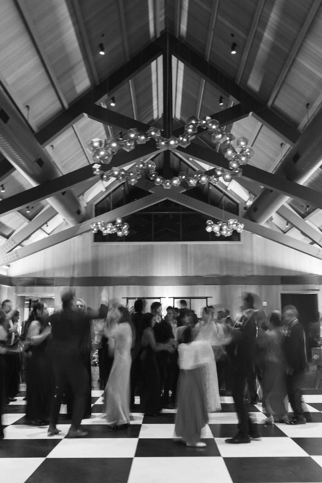 Modern Romantic Reception Décor – Estate Yountville | Napa Valley