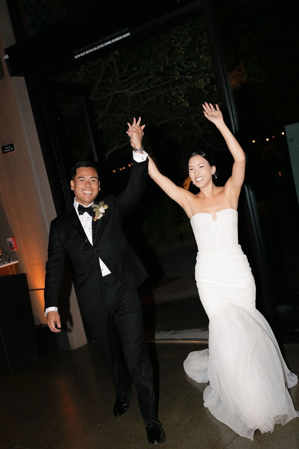 Modern Romance Wedding Portraits – Estate Yountville