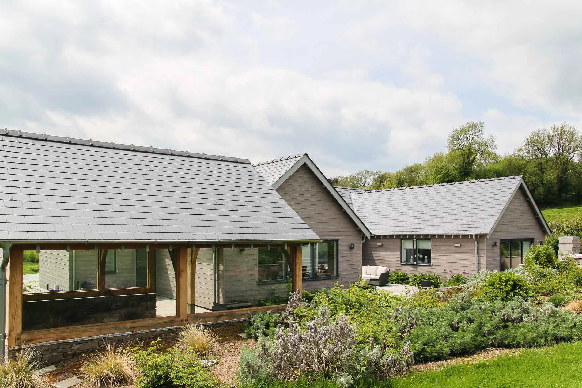 70s bungalow modern contemporary convention JDW Building and Conservation-3821.jpg
