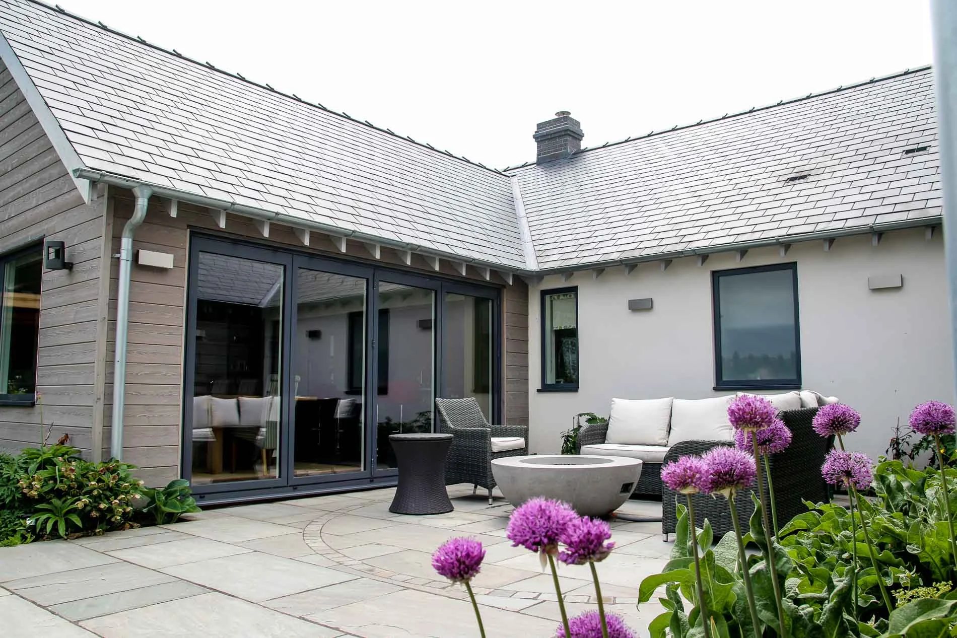 70s bungalow modern contemporary convention JDW Building and Conservation-3827.jpg