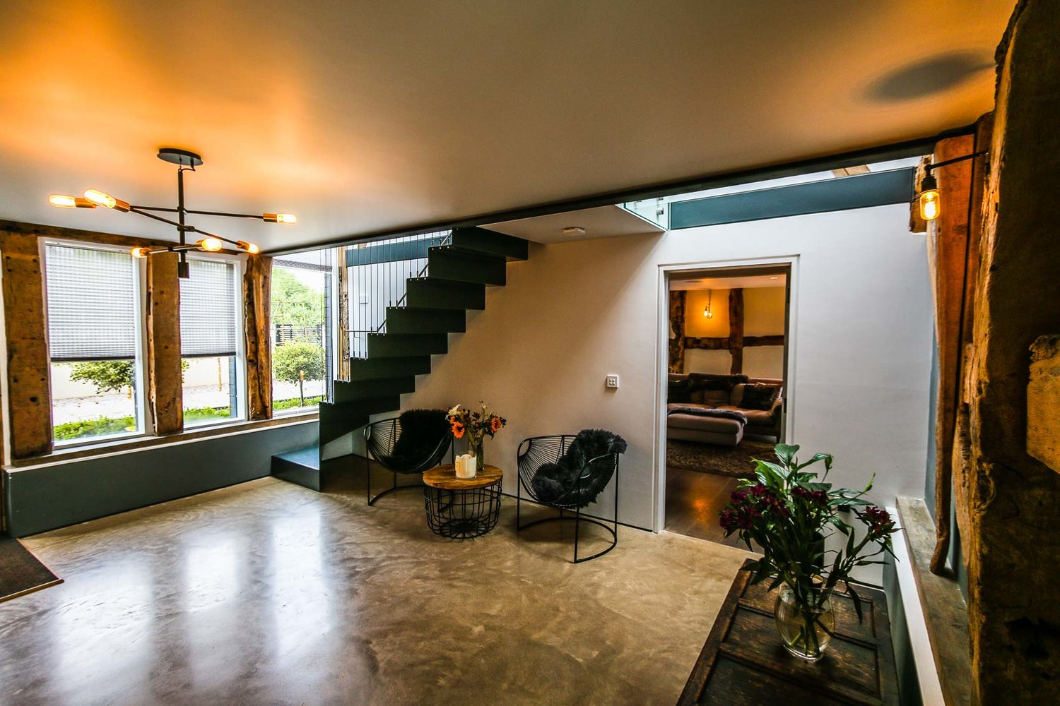 JDW+Contemporary+Building+Internal+Web-5154.jpg