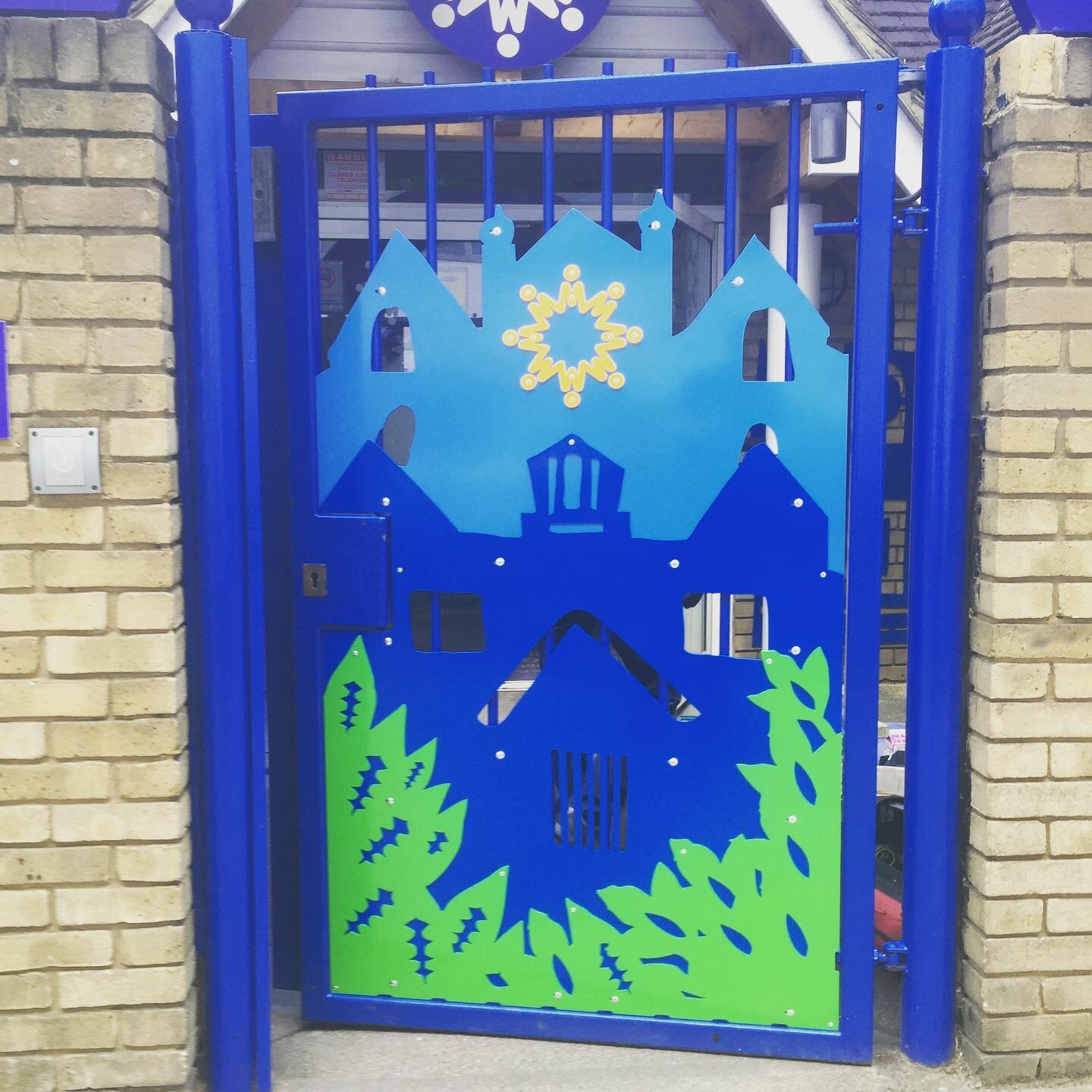 Layered lazer cut school gate created with pupils at Morningside Primary school in Hackney #schoolgate #bespokegate #primaryschoolart #schoolsrtworkshop #artistinschools #theschoolartist