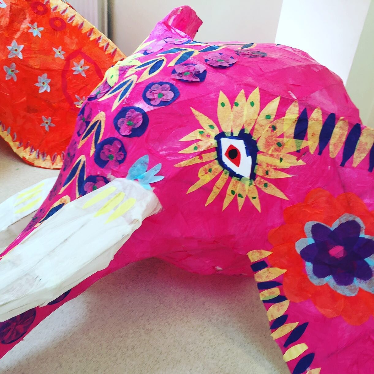 Giant elephant head masks with rangoli inspired patterning #primaryschoolart #schoolartworkshops #teachergram #theprimaryteacherresource #artworkshop #willow #willowsculpture #elephant #masks #animalmasks #theschoolartist
