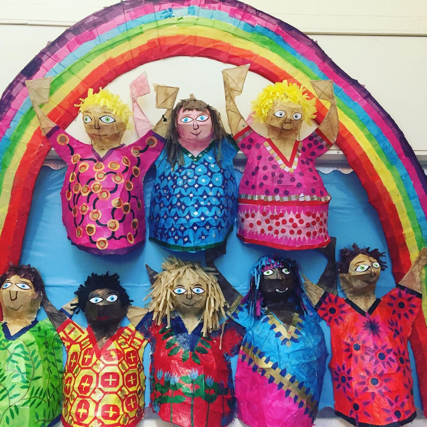 Rainbow people, celebrating diversity and pride in our school. Created by the whole school at Oxford Grove Primary un #Bolton #pride #schoolvalues #diversity #sculpture #artwork #artworkshops #primaryschool #schoolartworkshops #theschoolartist #willo