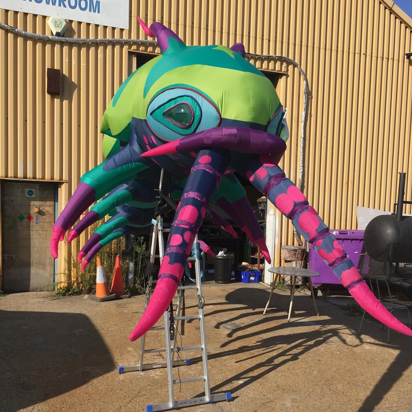 Almost ready to start trialling with this new beast, just a few days work to build the control unit. #giantpuppet #inflatablepuppet #puppet #walkabout #isopod #bathynemus #articulated #parade #sealife #underwater #shrimp #shrimppuppet #giantshrimp #d