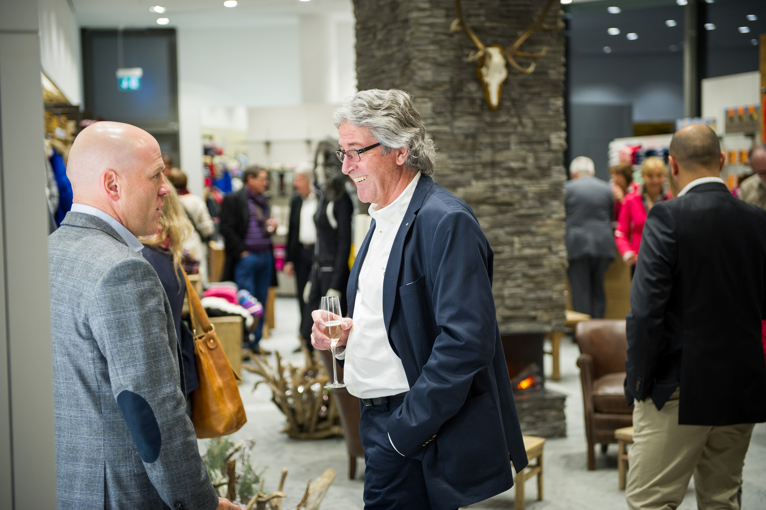 uppergrade-event-shop-opening-angerer-sport-intercontinental-davos16.jpg