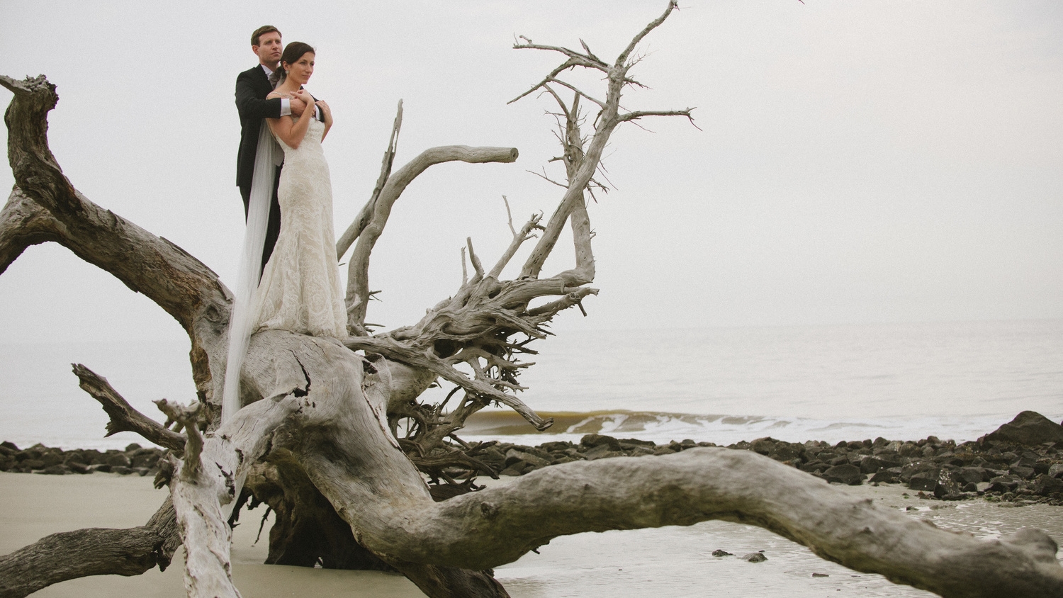 Jekyll Island Wedding Photographer - Driftwood Beach