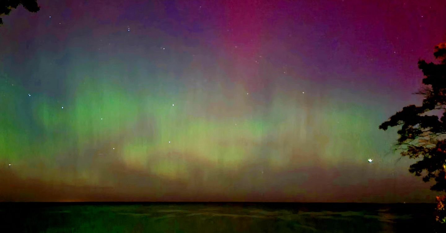 The northern lights over Lake Erie tonight!