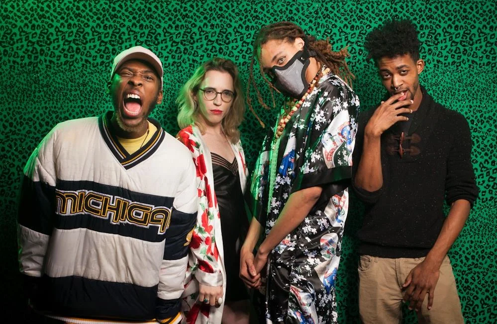 25 Times Y'all Slayed Powder Room at The Heretic