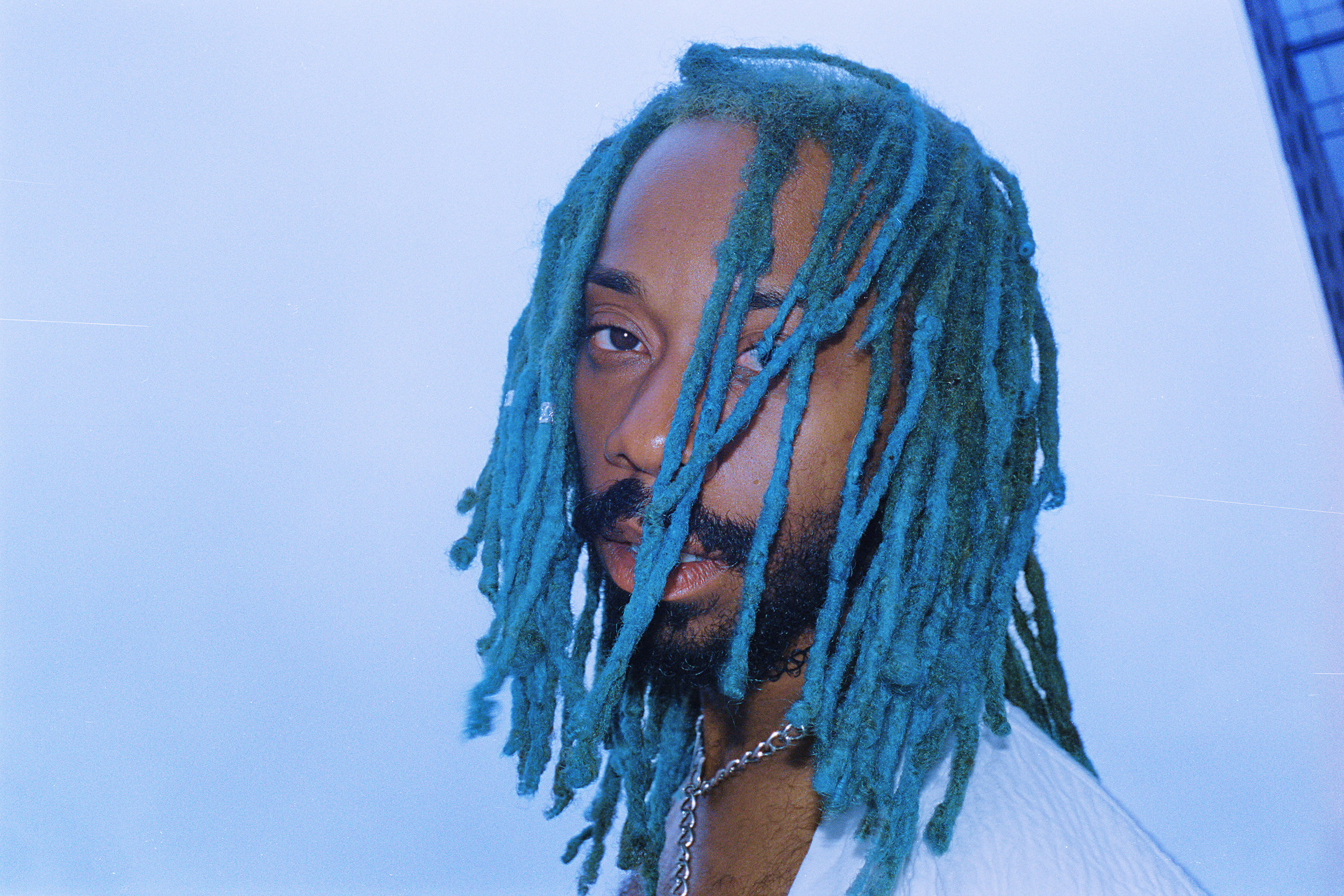 Premiere: "Flickin Shade" by ATL queer rapper Ripparachie