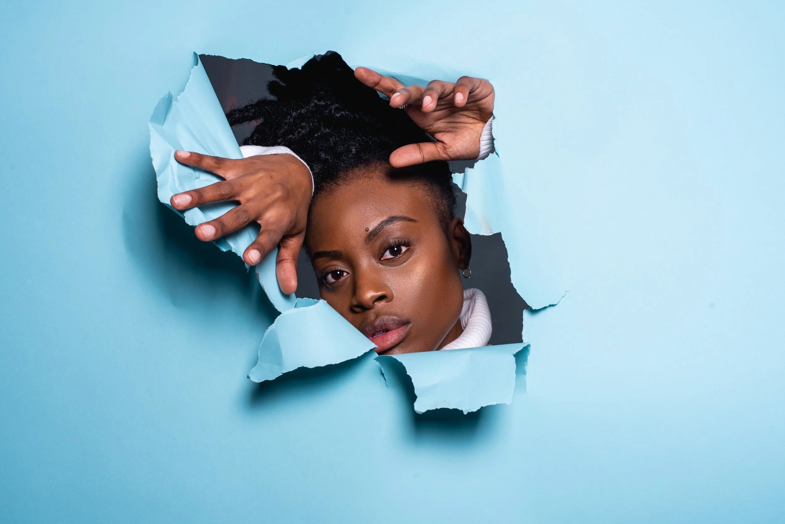 Premiere: "Laws of Attraction" by Siena Liggins is Queer pop perfection