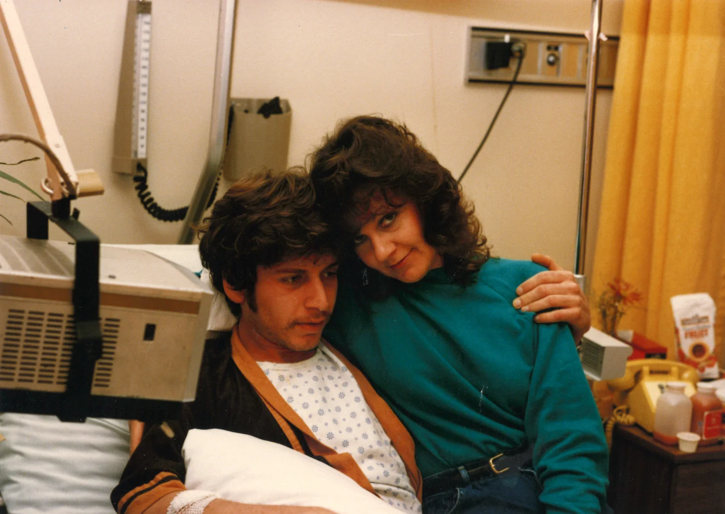 Review: '5B' is a transformative document of San Francisco hospital's early AIDS caretakers