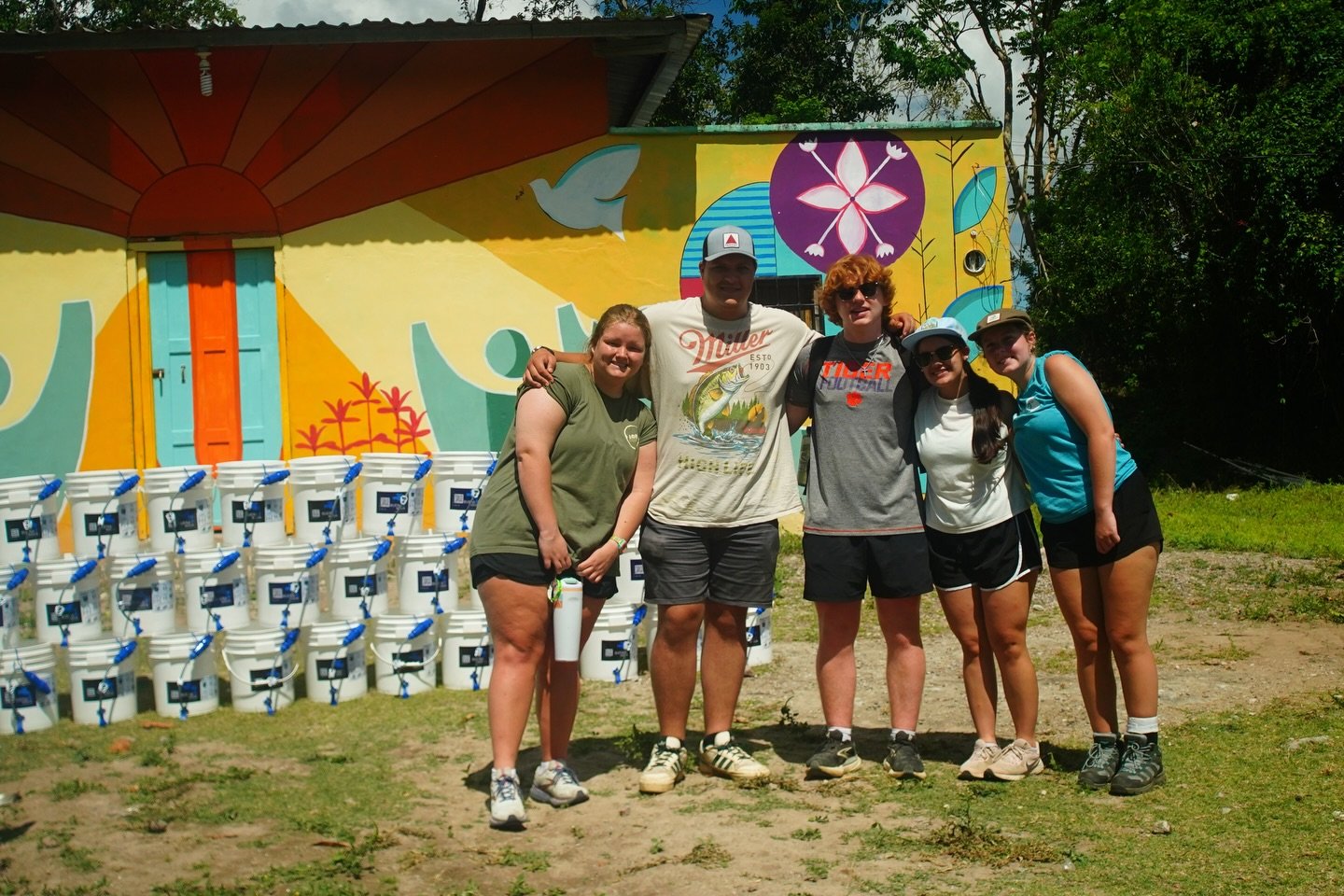 A sneak peek of our Honduras trip do far! 

Good Justice allowed us to be a part of one of their community water distribution days, where they collaborate with local communities to bring sustainable clean water. What an honor to be invited into so ma