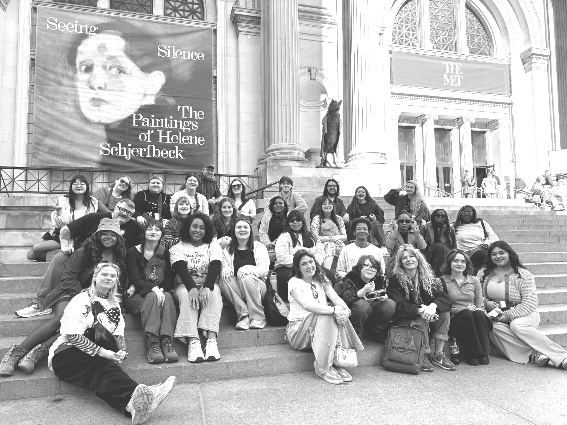 Women's College, Art students visit NYC for spring break