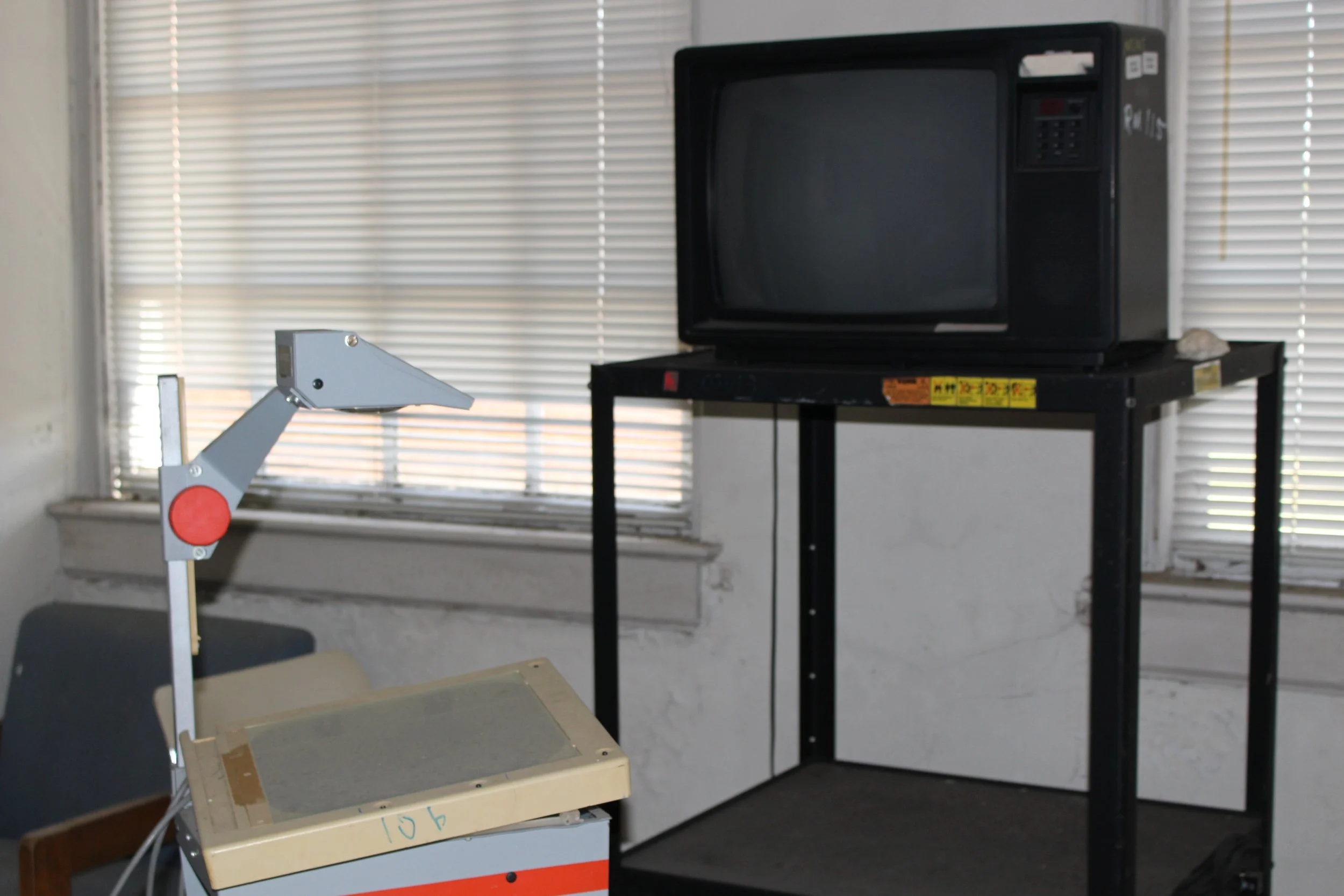  An abandoned overhead scanner and TV. 