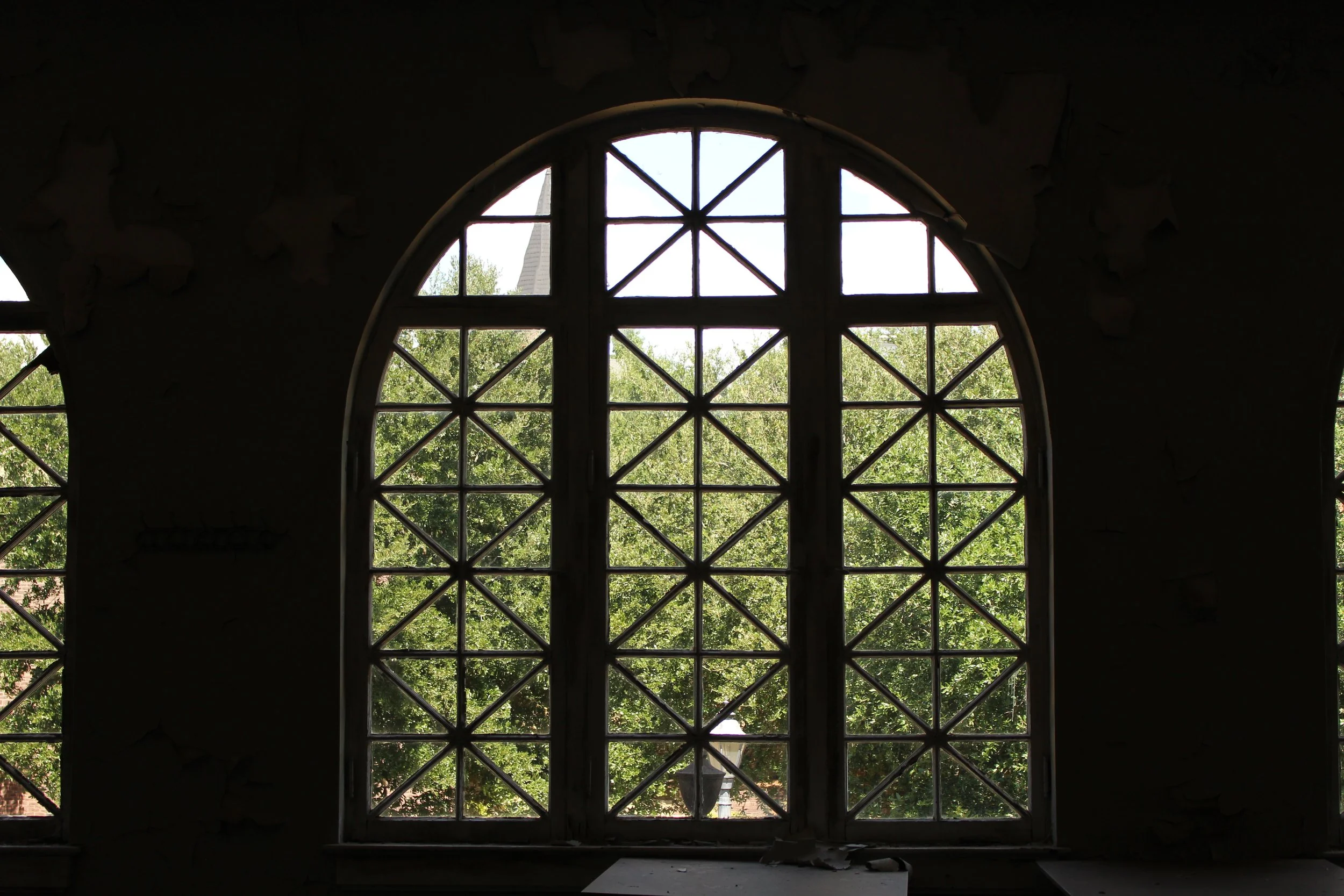  The dance studio’s rounded windows. 
