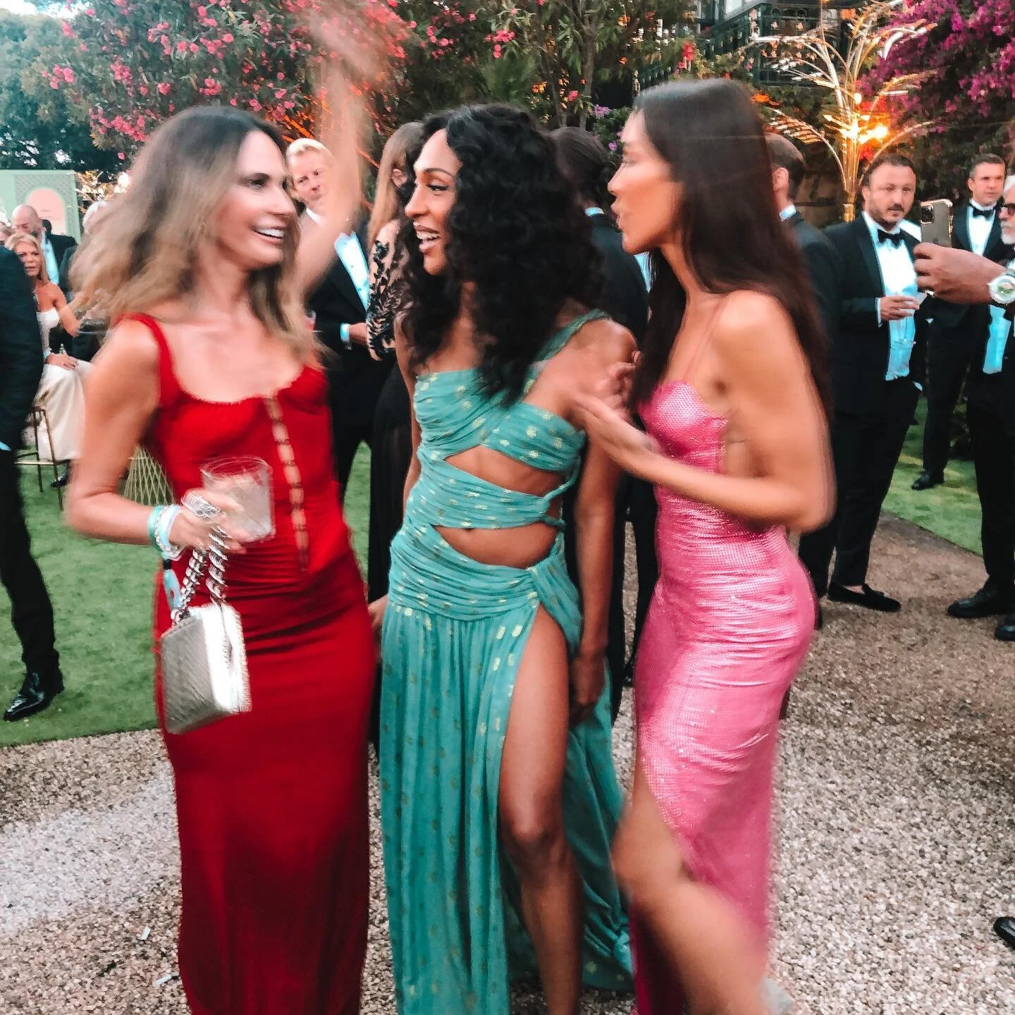 BY FAR fav moment of the night was celebrating @mjrodriguez7 + her slaydom // I&rsquo;m such a major fan + live for a groundbreaking lady ❤️ also the champs 🍾