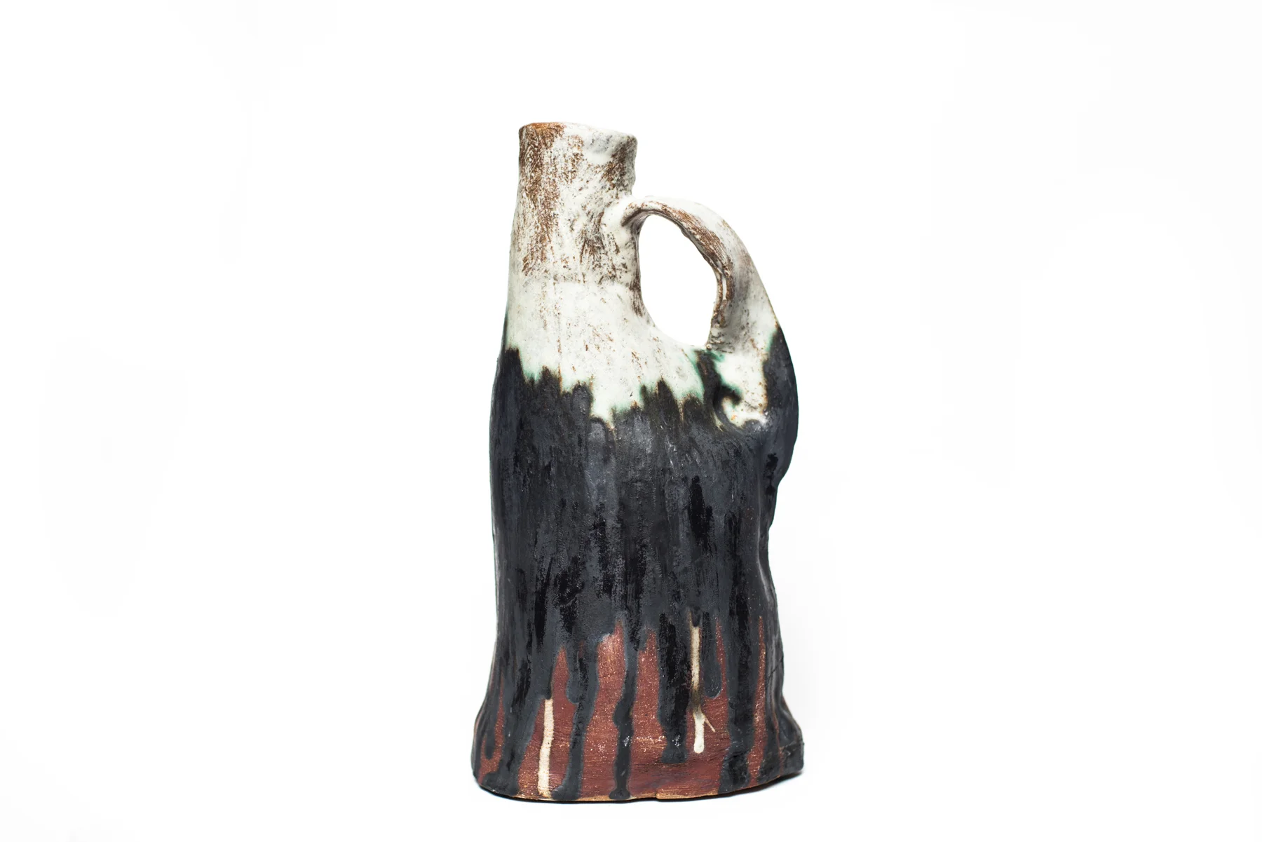 Vase with Handle (140.1)