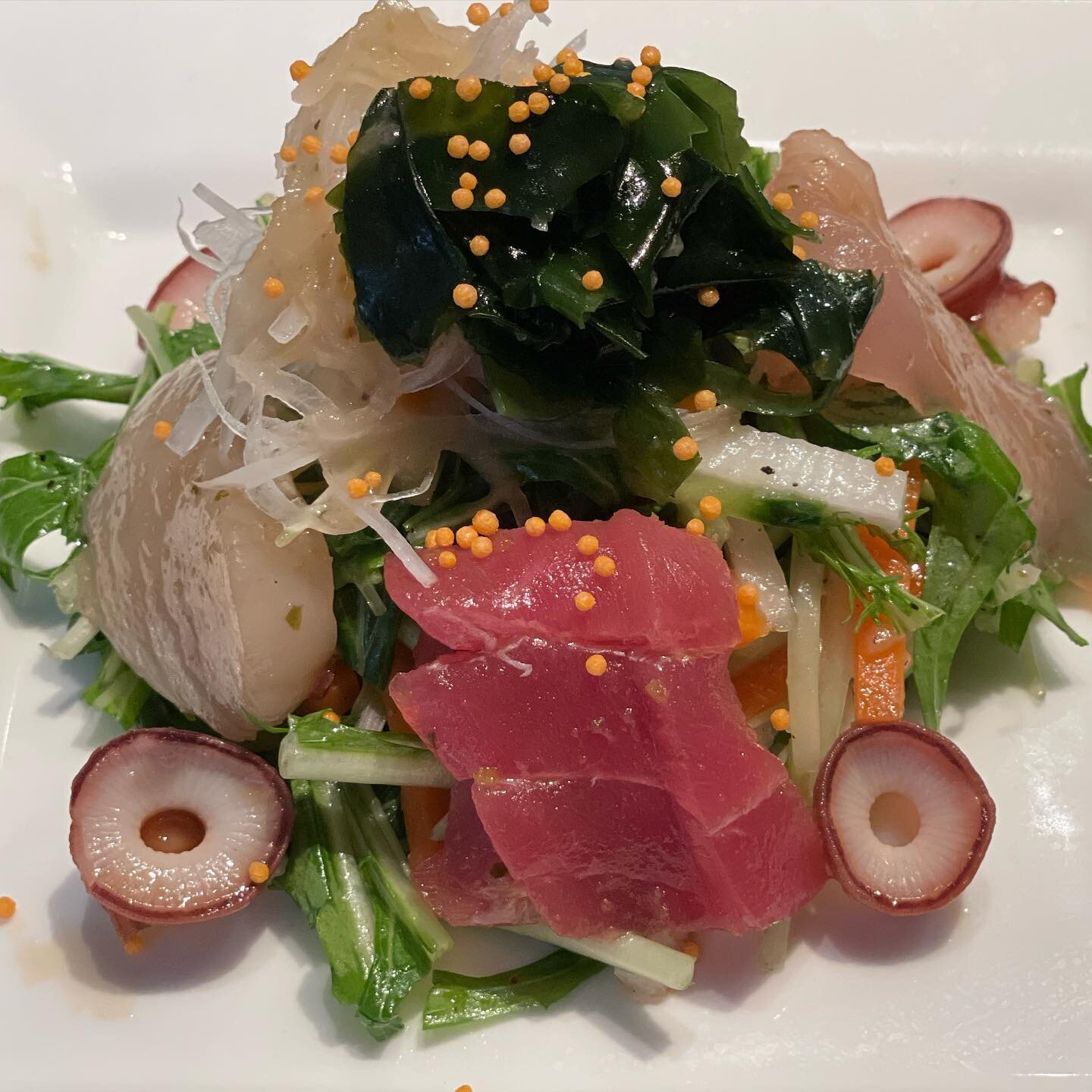 Try new our Sashimi Salad w/yuzu onion dressing.
#sashimi #sashimisalad #seafoodsalad #seafood #salad #japanese #japanesefood #japaneserestaurant #astoria #astoriany #astorianyc #astoriaqueensnyc #astoriaqueensnyc