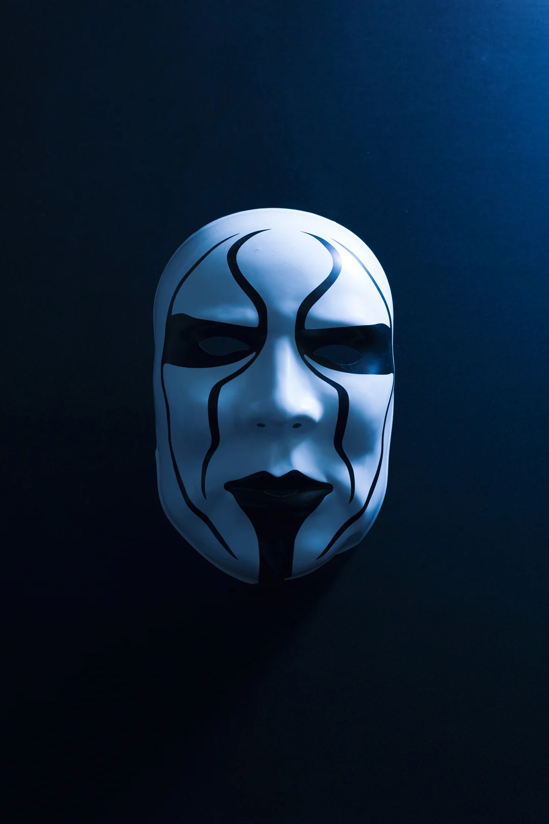 sting-mask-small.jpg