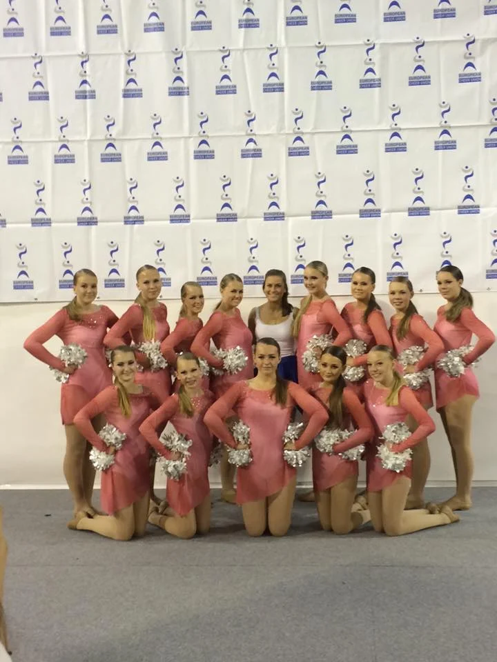 Junior POM Elite