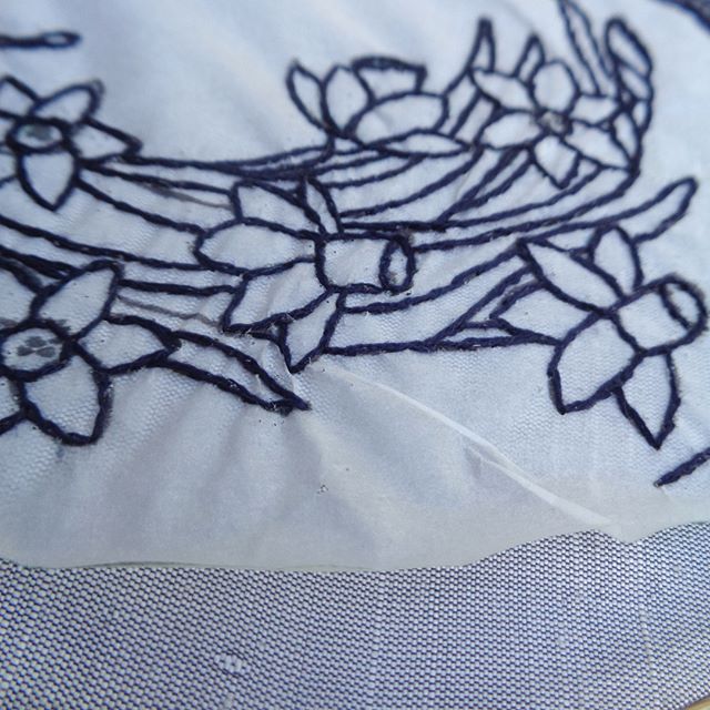 My stage 1 on the intricate line work for my daffodils. I really wanted to make sure every stem connected, so it's printed onto tracing paper and I'll pull the paper off after I'm done. .
.
.
.
.
.
#embroidery #embroideryinstaguild #flowercrown
#spri