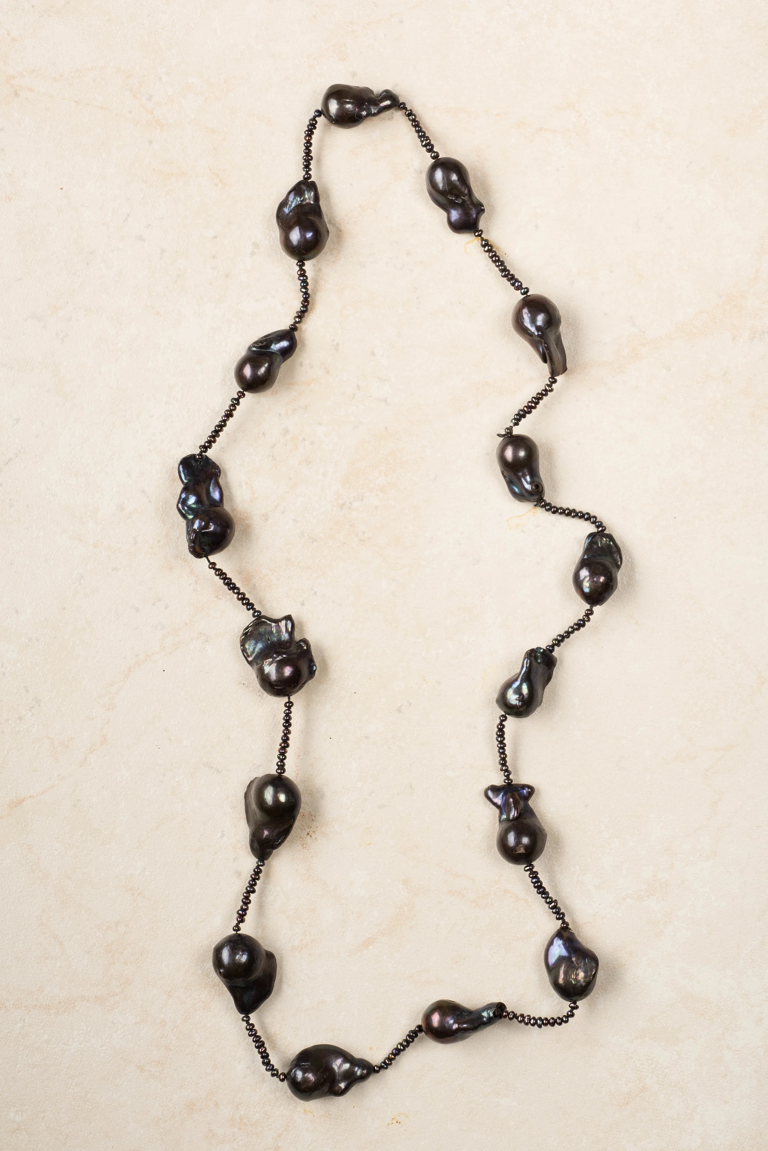 grey south sea baroque pearls and small pearl/n33