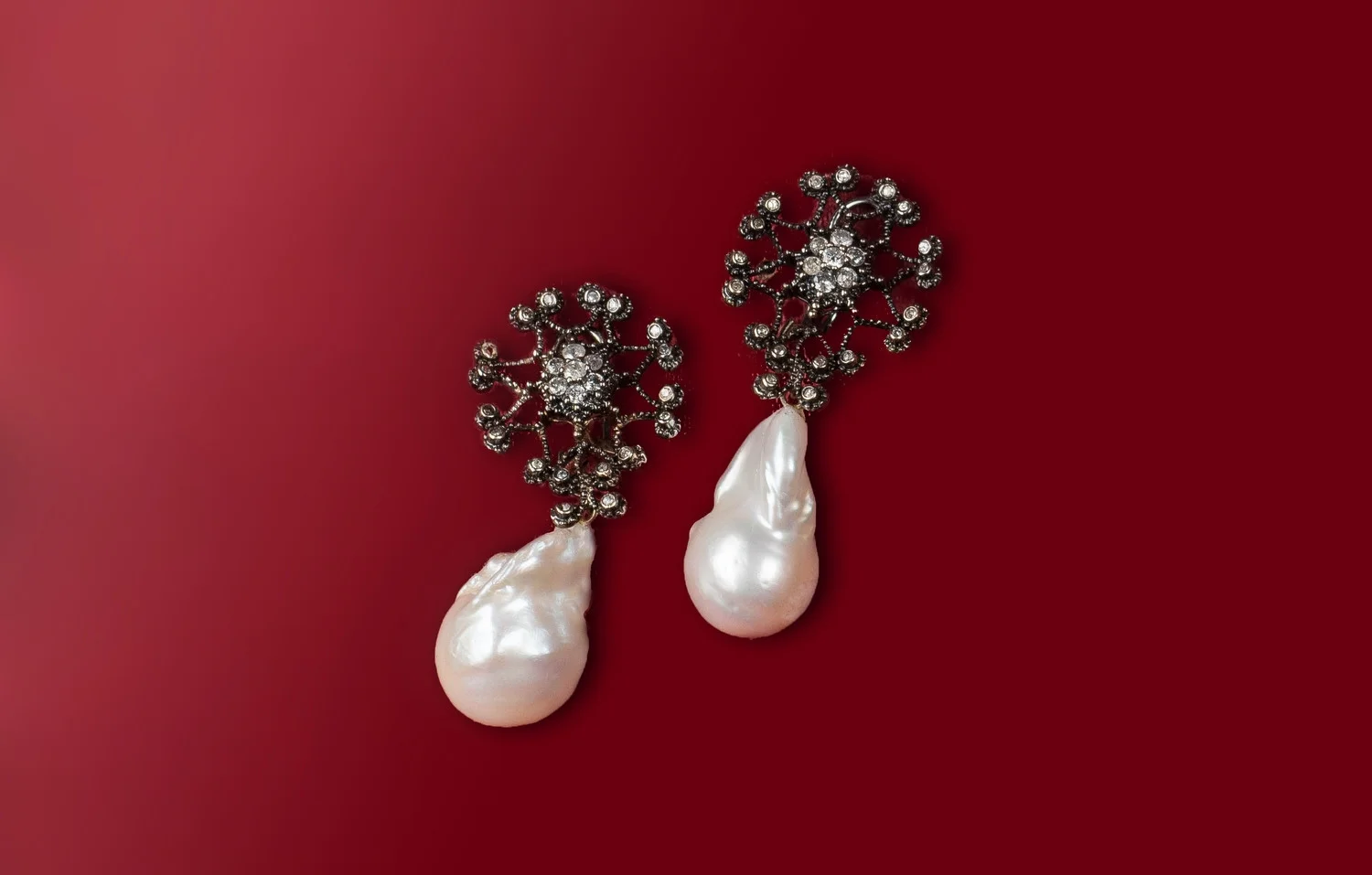 blackened silver diamond clips with baroque pearl pendants/e145