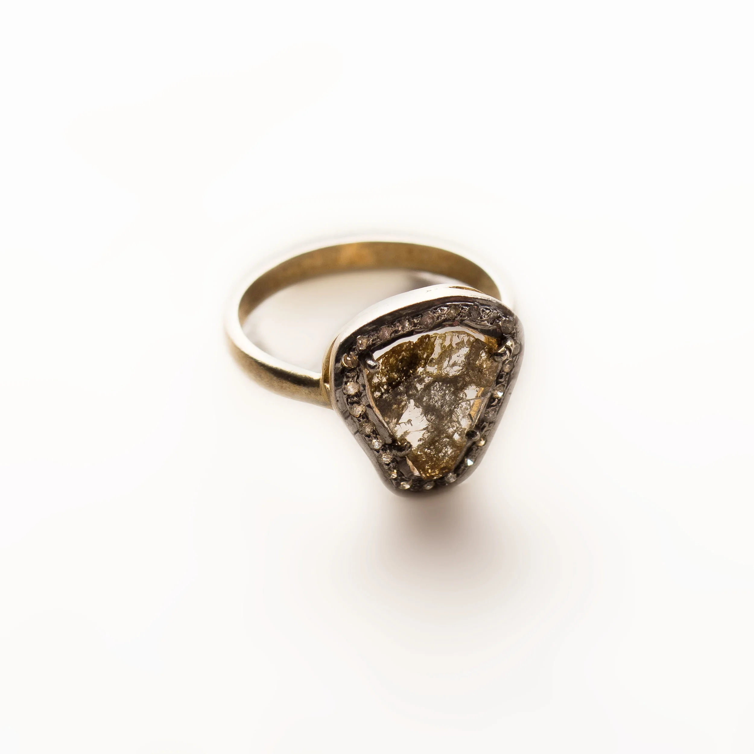 yellow diamond chip , 14K/r159