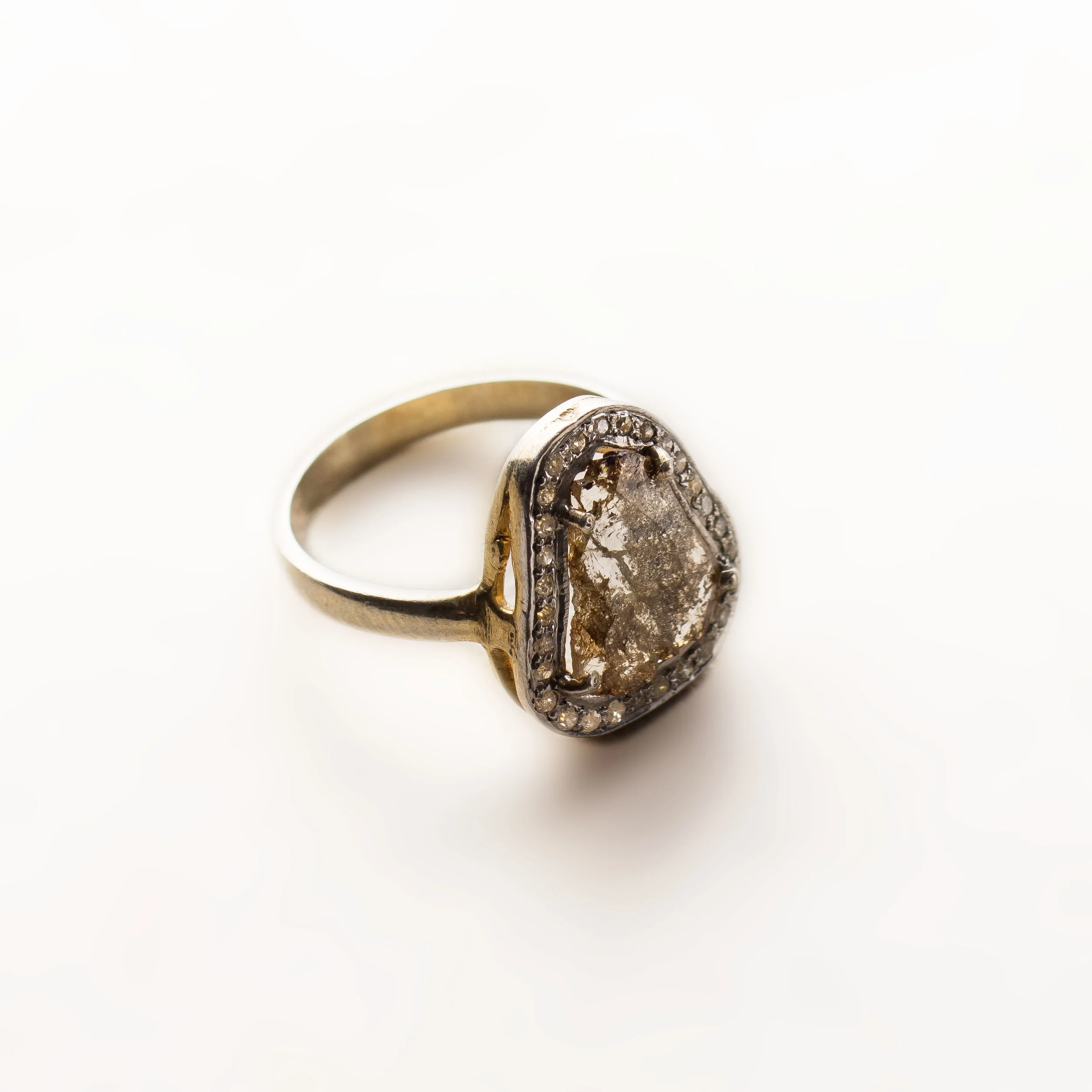 yellow diamond chip , 14K/r157