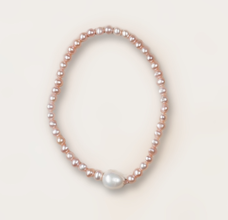 pink pearl , white pearl accent stretch/b134