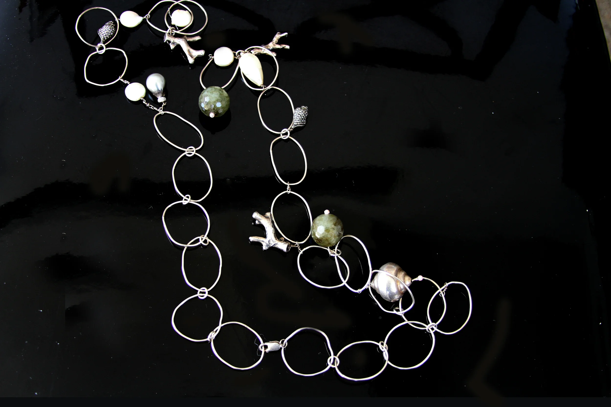 open silver link with pearl/silver/diamond charms/n206 