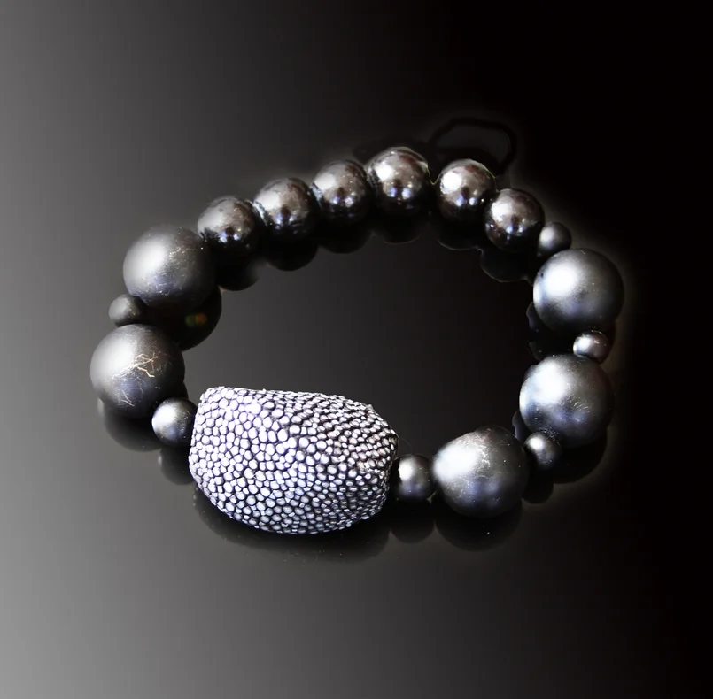 shagreen bead bracelet/b188
