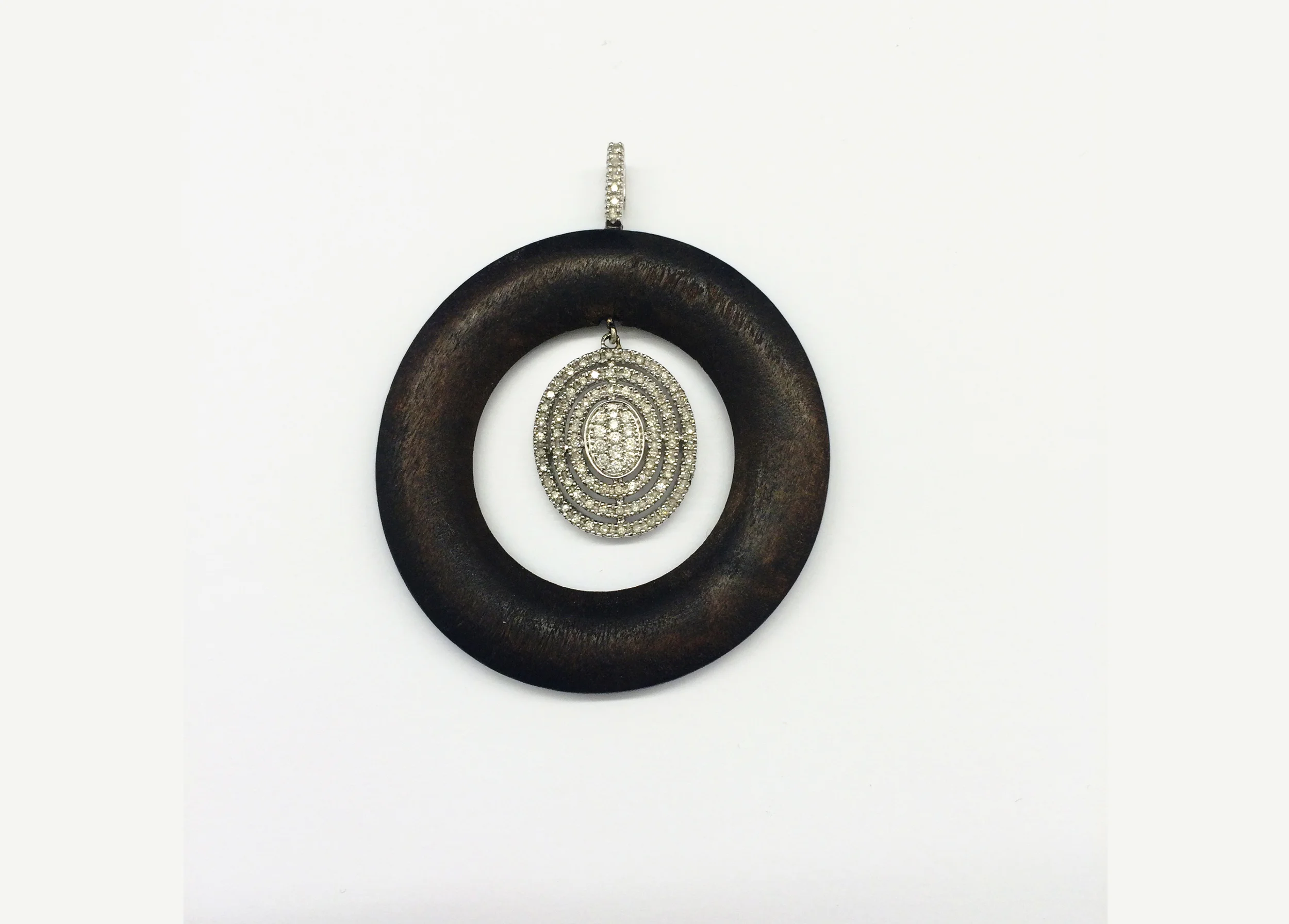 diamond and wood circle/p215