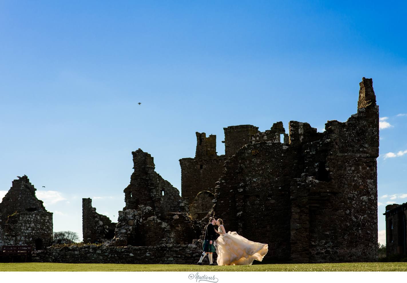 Balbegno_Dunnotar_Castle_Scottland_Wedding_45.jpg