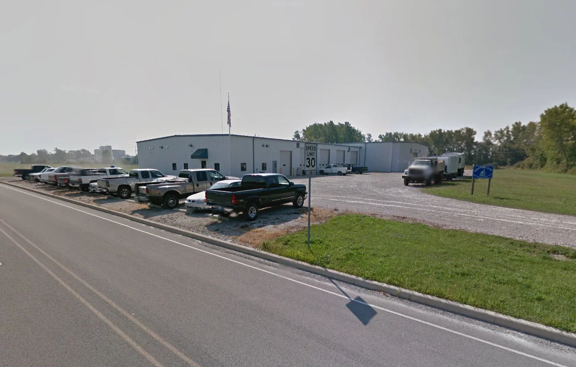 hartford-city-garage.jpg