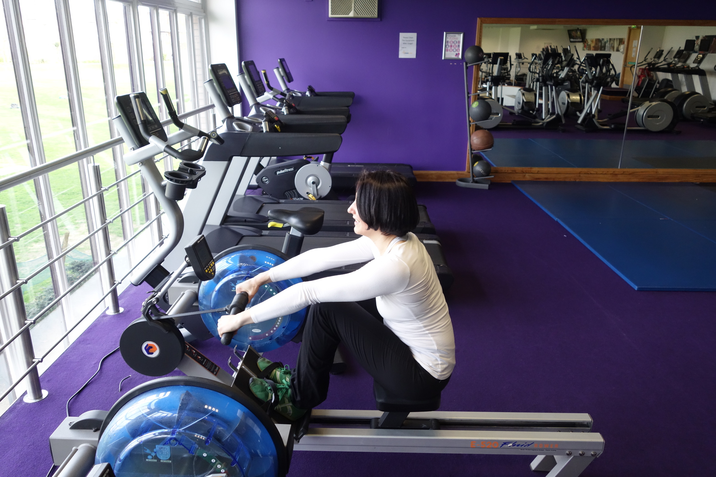 FloatingFitness_AerialYoga_1.JPG