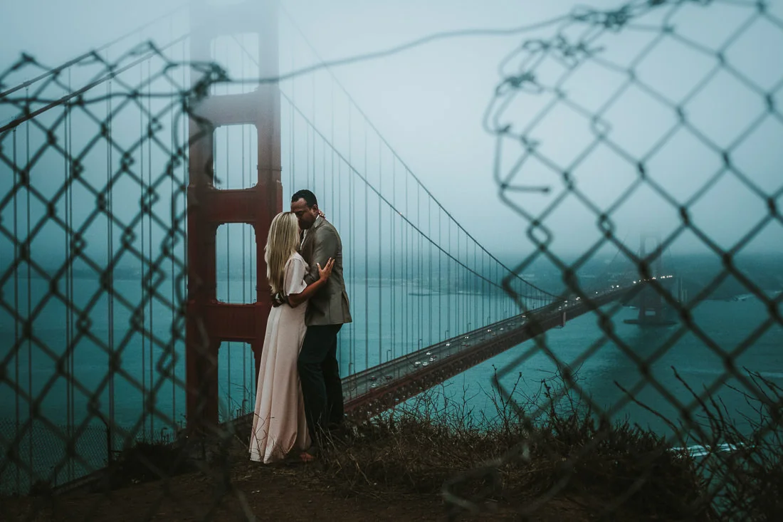 Eden+Jahir.Engagement.Blog.GoldenGateBridge©mileswittboyer.com2017-31.jpg