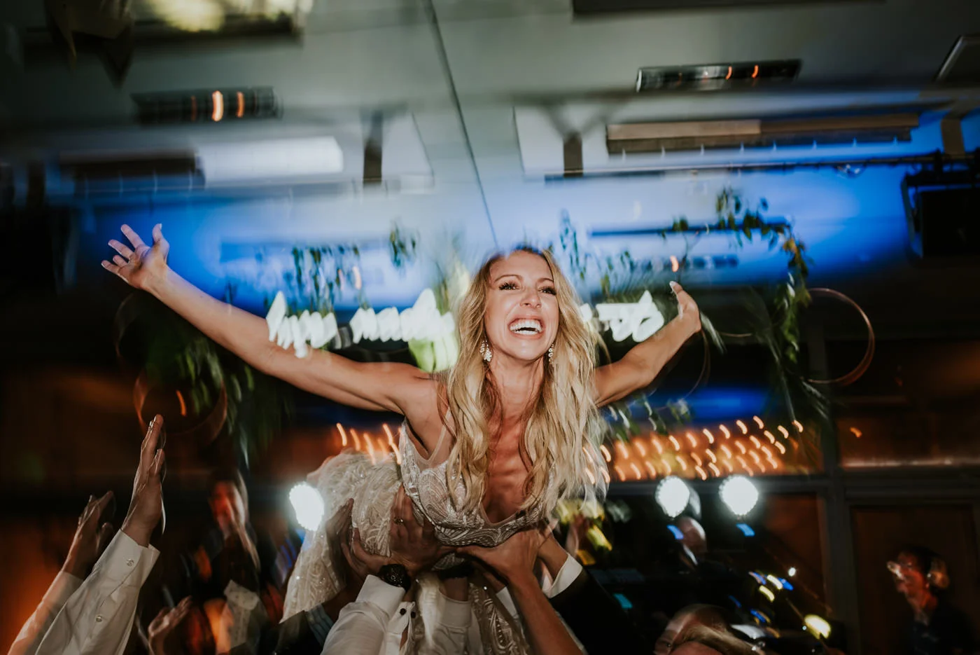 AliciaAaron.Weddingmileswittboyer.com2018-1238.jpg