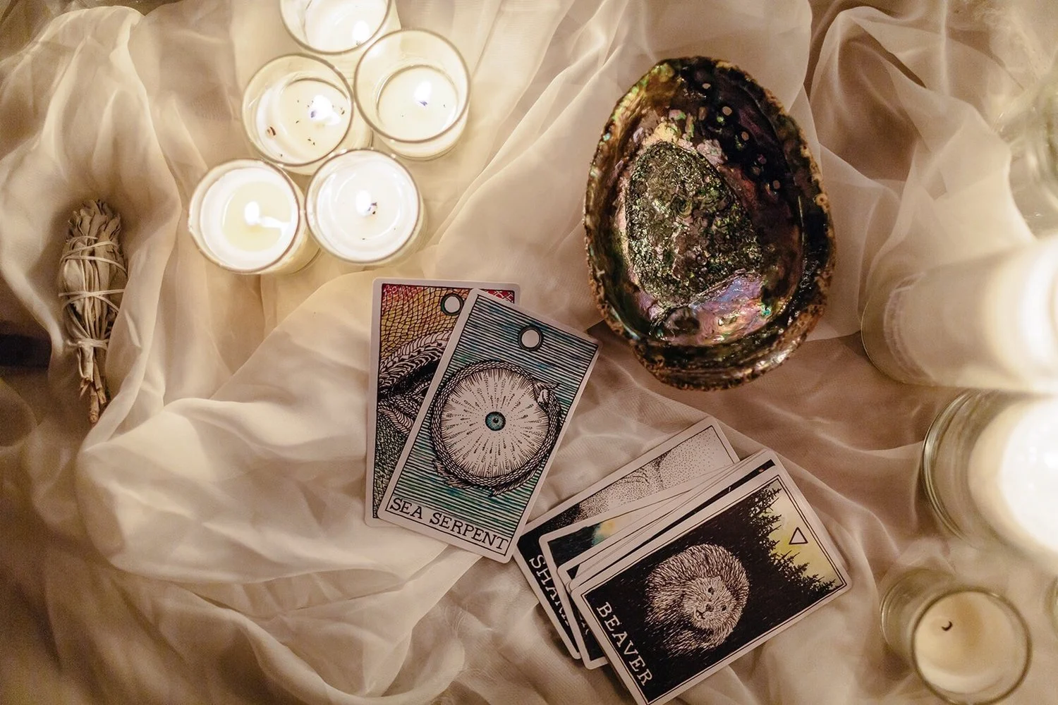The+Sunday+Issue+A+Tarot+A+Day (3).jpg
