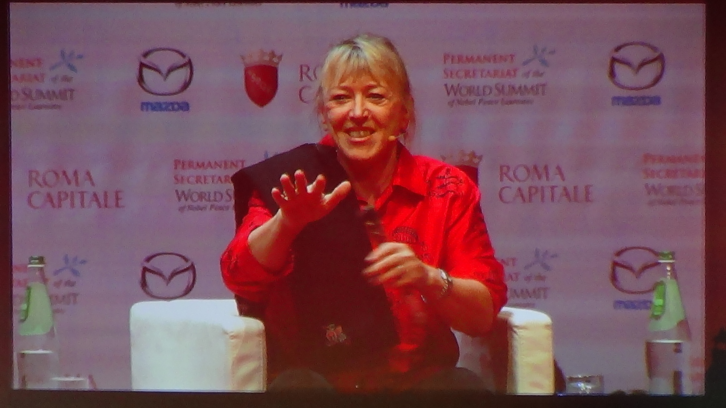 JODY WILLIAMS, 1997 U.S. NOBEL LAUREATE, INTL CAMPAIGN TO BAN LANDMINES.JPG