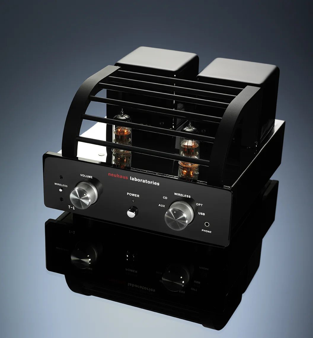 Neuhaus_RF_7054_FFblueD.jpg