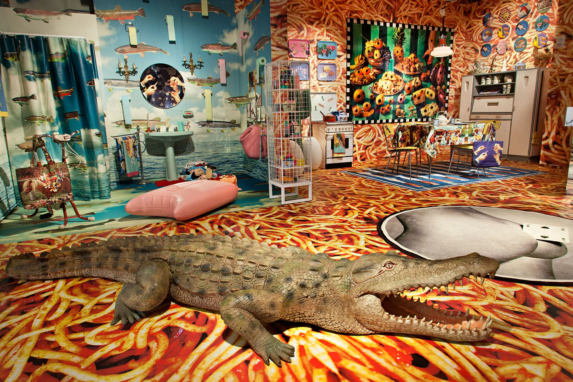 Maurizio Cattelan 11.jpg