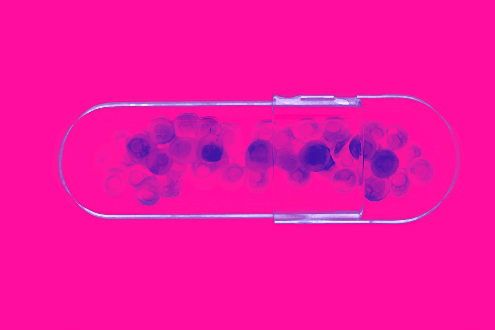 PlamenPetkov_MEDICAL_Pill_B__0103_FFpink.jpg